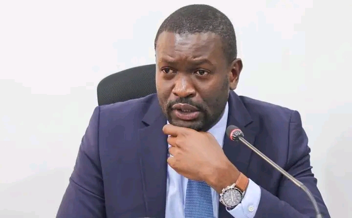 Sifuna declares political independence, tells off Atwoli over 2027 campaign support